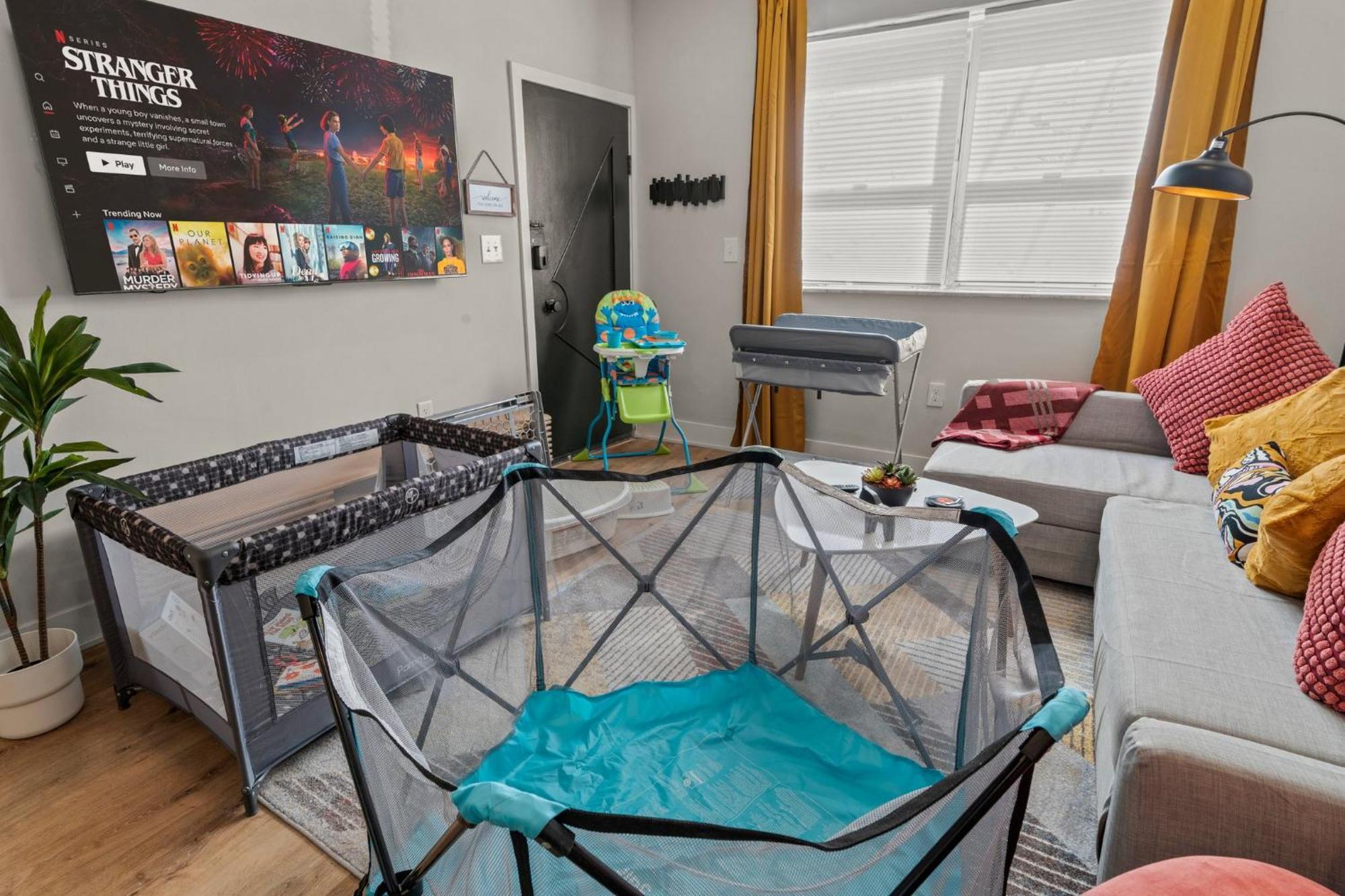 Apartment E Passyunk Ave 1 Bedroom Gem - Prime Location!